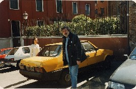 TaxiGiallo-small.jpg (23051 byte)